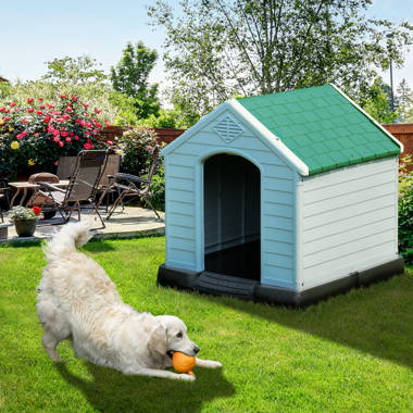 Plastic on sale dog house